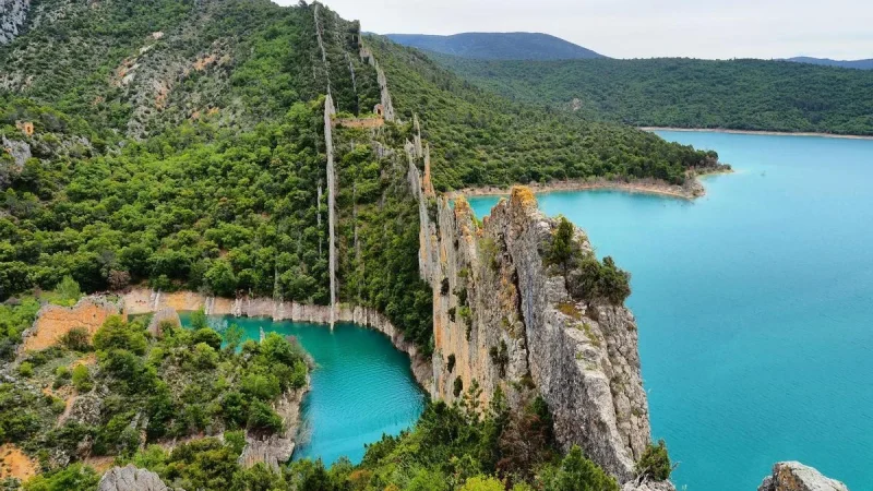 En España también tenemos una 'Muralla China' pero natural ¡es impresionante! 22 Merca2.es 1da5763f b1f0 4576 a454 3dd4a2c290a3 16 9 discover aspect ratio default 0 Merca2.es