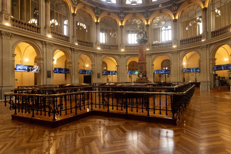 Los valores negociados en la Bolsa española ascienden a 174.000 millones hasta junio, un 5,8% por encima