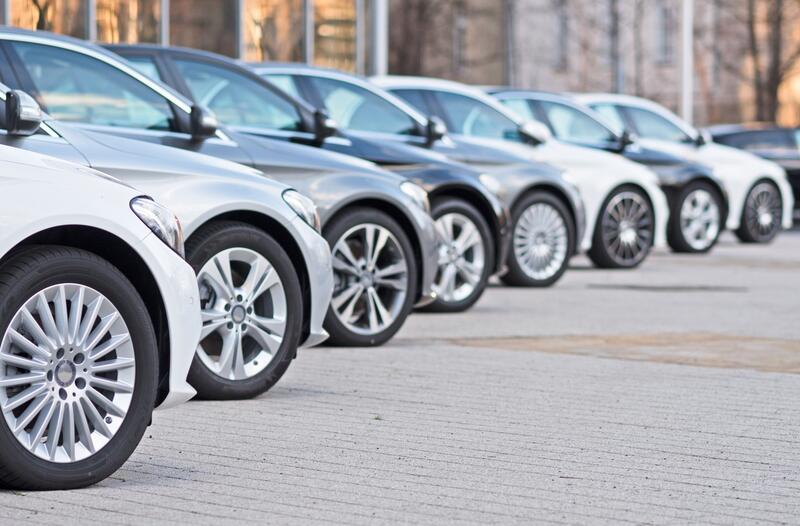 Los coches de más de 15 años representan ahora el 42% del parque español, un salto del 4% desde 2005