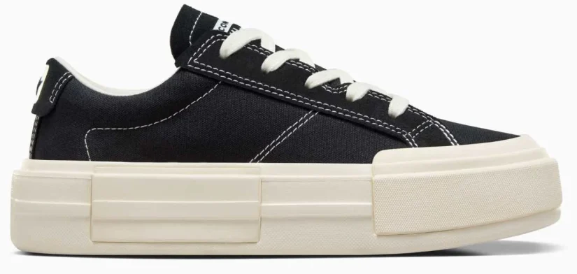 ¿Eres más de Vans o de Converse? ¡Con estas sneakers ya no tendrás que elegir! 26 Merca2.es 2024071714482252897 Merca2.es