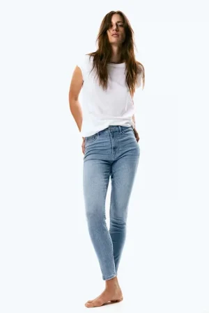 Ultra High Ankle Jeggings