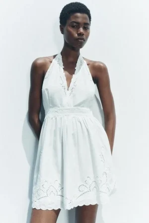 VESTIDO CORTO BORDADO ZW COLLECTION