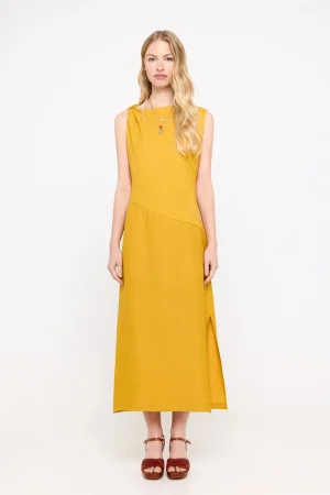 Vestido detalle nudo