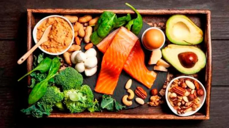 Alerta roja: los peligros inesperados de la popular dieta keto que debes tener en cuenta 1 Merca2.es El sistema digestivo en alerta con la dieta keto