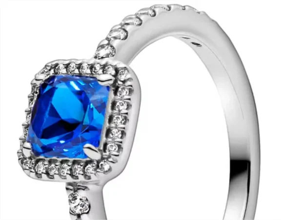 Cinco claves detrás del rally histórico de la plata y lo que puede venir en 2026 1 Merca2.es El mercado de la plata lleva cinco años consecutivos registrando un déficit estructural de oferta.