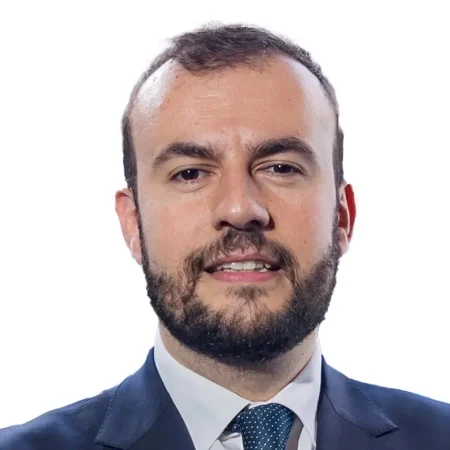 Un año en el que 'todo' cambió en Telefónica 2 Merca2.es Cuerpo confirma que el Gobierno pedirá su segundo consejero en Telefónica: "Ejerceremos nuestros derechos"