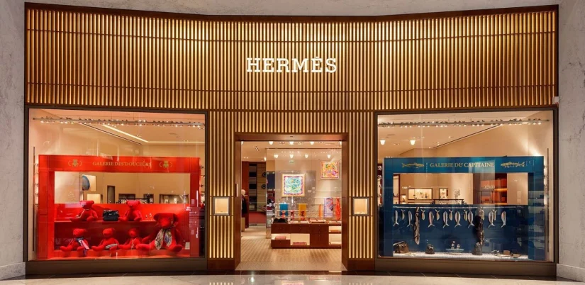 RBC prevé compresión moderada de márgenes en 2025 para Hermès, seguida de expansión