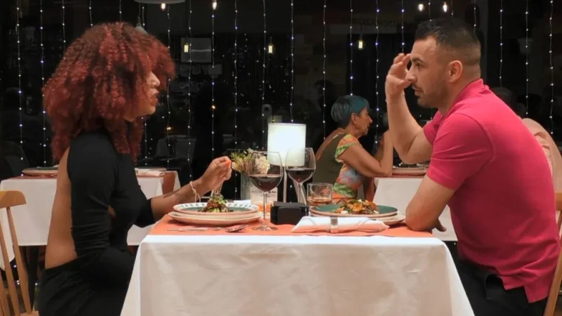 'First Dates': Este exfutbolista del Atlético de Madrid busca pareja 8 Merca2.es rufino aprende el verdadero significado de la palabra mulata en first dates no es una palabra bonita ab19 Merca2.es