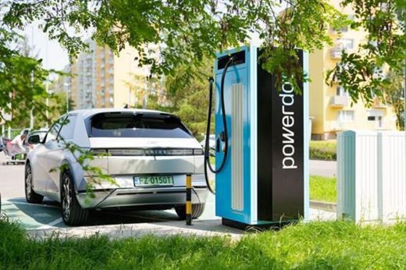 Powerdot levanta 165 millones en financiación ecológica para impulsar la expansión de su red de cargadores