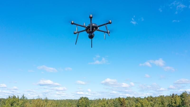 Suiza apuesta por la tecnología drone: Swisscom y Nokia se unen para desarrollar una red que resguarde infraestructuras clave y emergencias