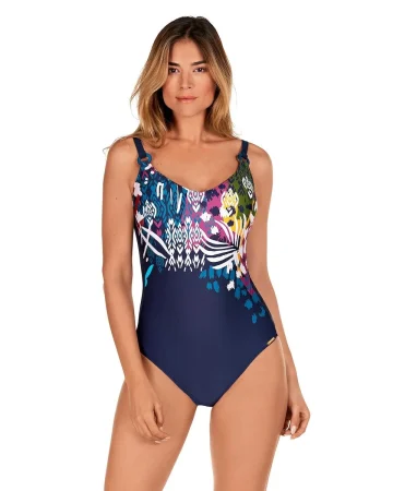 El Corte Inglés presenta los bañadores que te harán la reina de la playa este verano 68 Merca2.es Bañador de mujer de tirantes estampado de DOLORES CORTÉS