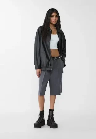 Cazadora oversize efecto piel