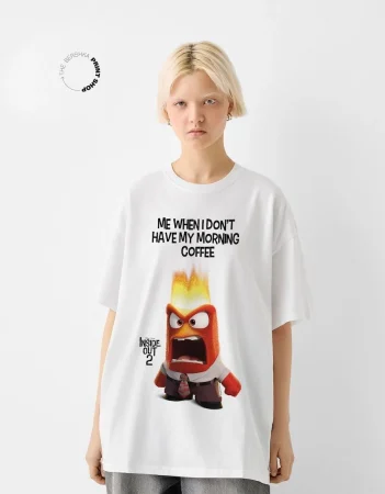Camiseta Inside Out 2 manga corta oversize