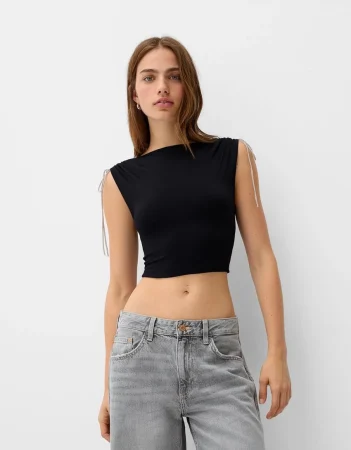 Camiseta sin mangas espalda descubierta strass