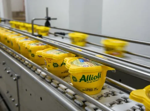 Choví, los líderes del alioli, reafirman su compromiso medioambiental Choví, los líderes del alioli, reafirman su compromiso medioambiental