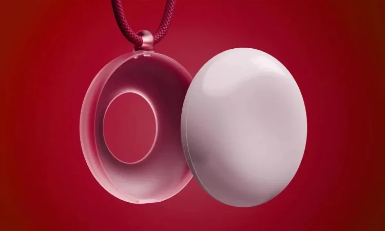 El colgante inteligente que te escucha y "habla" contigo 14 Merca2.es Colgante inteligente