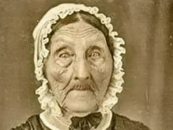 ¿Son los registros históricos un engaño o una representación objetiva de los eventos?