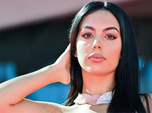 Georgina-Rodríguez-Look-vestido Stradivarius lanza el vestido boho que alarga las piernas como el de Georgina Rodríguez: de la XS a la XL