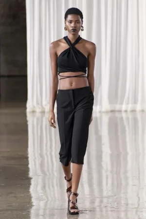 Con Zara y el estilo capri, el verano nunca ha sido tan elegante y mediterráneo 40 Merca2.es PANTALÓN CAPRI ZW COLLECTION