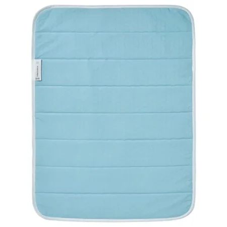 ¿Problemas para dormir? Refresca tu cama con el nuevo invento de Ikea 30 Merca2.es adios al calor el invento de ikea que refresca tu cama 999 E 620x620 1 Merca2.es