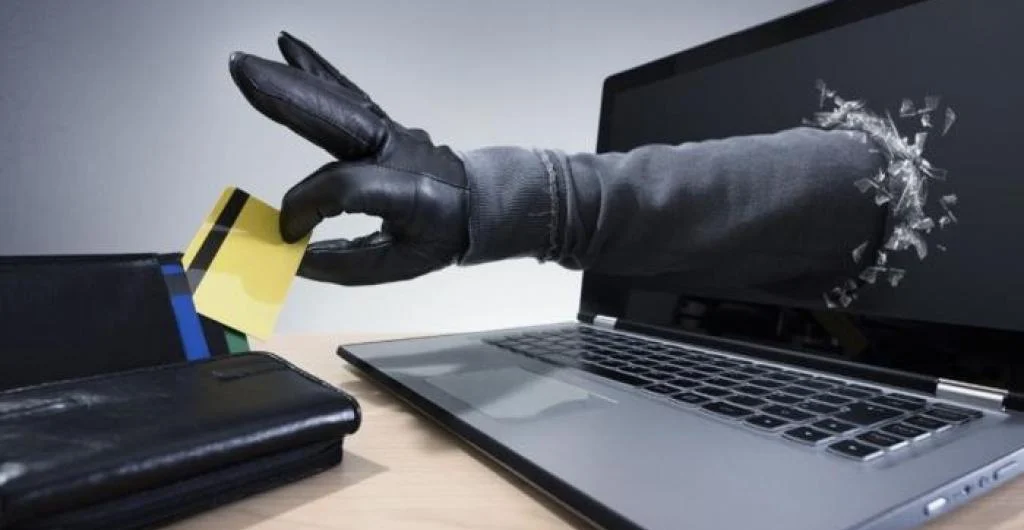 La estafa del currículum: si buscas trabajo, mucho cuidado con ella