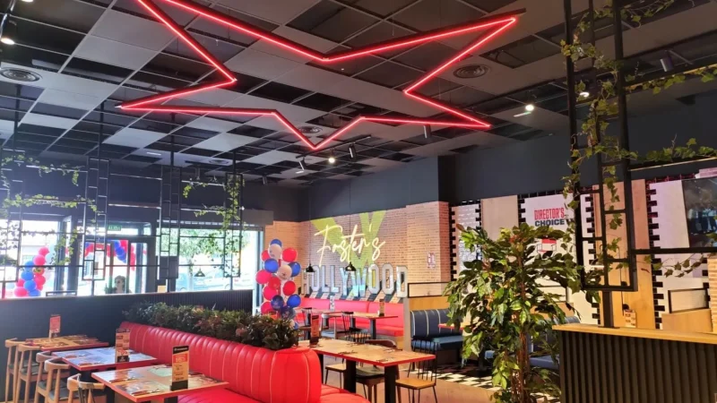 Vips, Ginos y Foster's Hollywood se mudan a locales más pequeños para ahorrar costes 3 Merca2.es Interior establecimiento Foster's Hollywood.