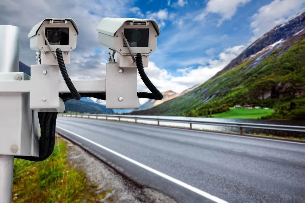 Así es como puedes saber en 1 minuto si la DGT te ha puesto una multa por exceso de velocidad