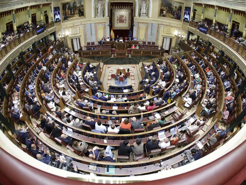 El Congreso analiza este martes la normativa de los aliados a la izquierda del PSOE para restringir el alquiler vacacional