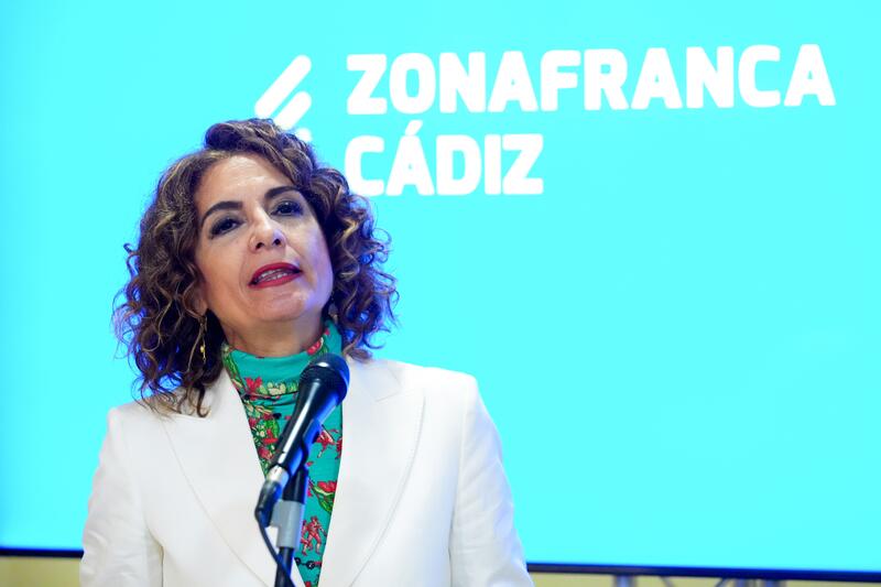 Montero informa que los astilleros de Cádiz mantienen la carga de trabajo garantizada hasta 2030