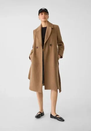 Abrigo midi cinturón