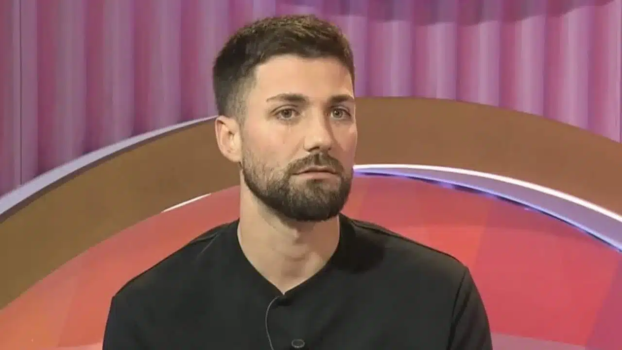 Alejandro Albalá contra Isabel Pantoja. "Me vine muy abajo y no sabía por dónde tirar" 1 Merca2.es AlejandroAlbala IsabelPantoja Merca2.es