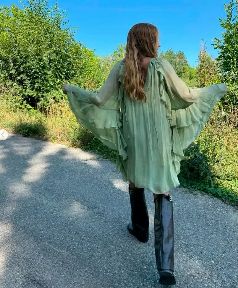 El vestido de Mango que promociona Blanca Miró 1 Merca2.es Blanca Miro Mango Merca2.es