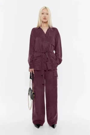 Las novedades de Bimba y Lola para el otoño que no puedes dejar pasar 38 Merca2.es Camisa fluida cinturón burdeos