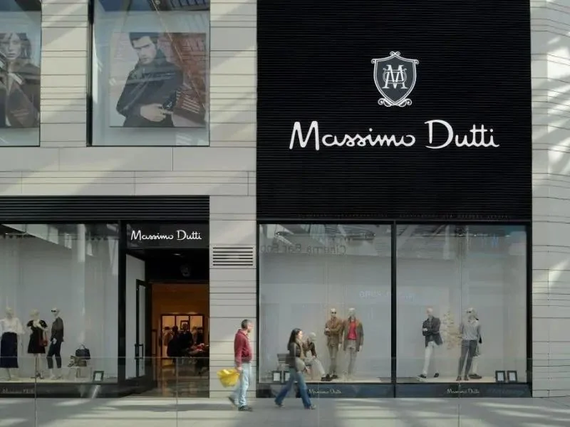 Massimo Dutti rebaja parte de su actual catálogo a precios de Zara o Mango