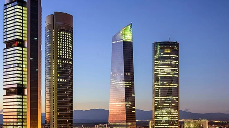 Dónde se encuentran estos rascacielos de Madrid