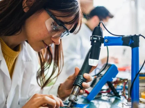 Nuevo-trabajo-STEM-Futuro Qué son los trabajos STEM y por qué serán los más solicitados en el futuro