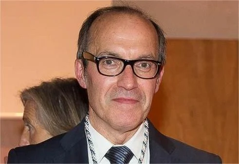 Senén Barro (CITIUS): «Los efectos negativos de la IA en el empleo se corrigen distribuyendo mejor el trabajo»