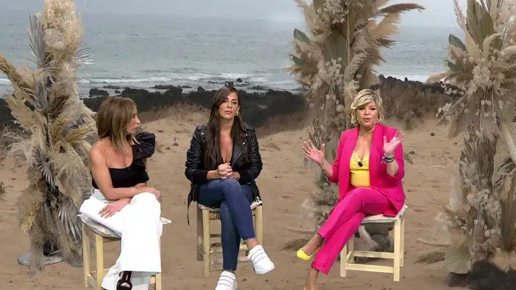 Terelu Campos encuentra un trabajo en Netflix que ha enfadado mucho a sus compañeros de 'Sálvame' 3 Merca2.es Terelu Campos y Anabel Pantoja