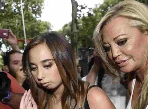 andrea-janeiro-desengano-familia-janeiro-e1721481162566 Andrea Janeiro celebra su cumpleaños y los periodistas la acosan en la puerta