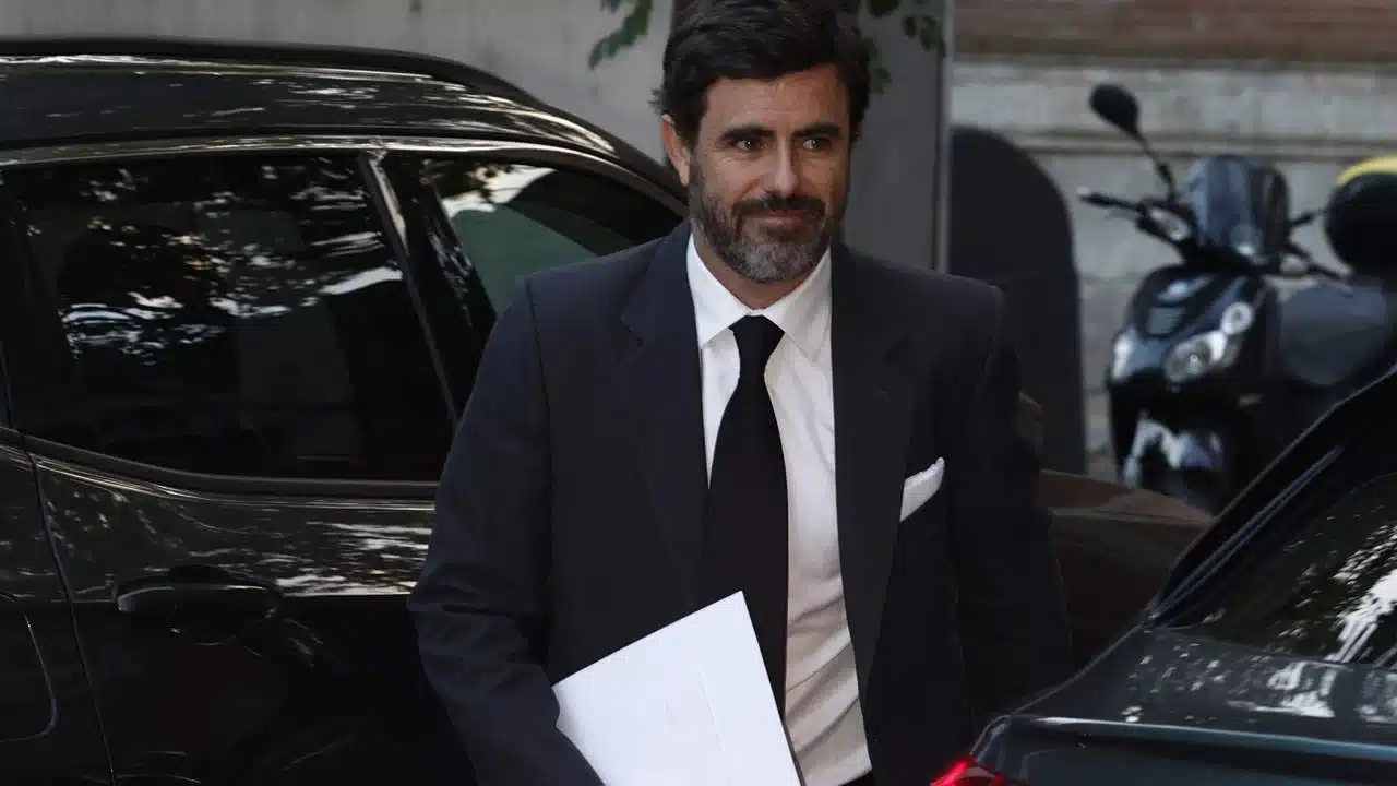 Un adiós desgarrador: las emotivas palabras de Antonio Matos en el funeral de Caritina Goyanes 3 Merca2.es Antonio Matos