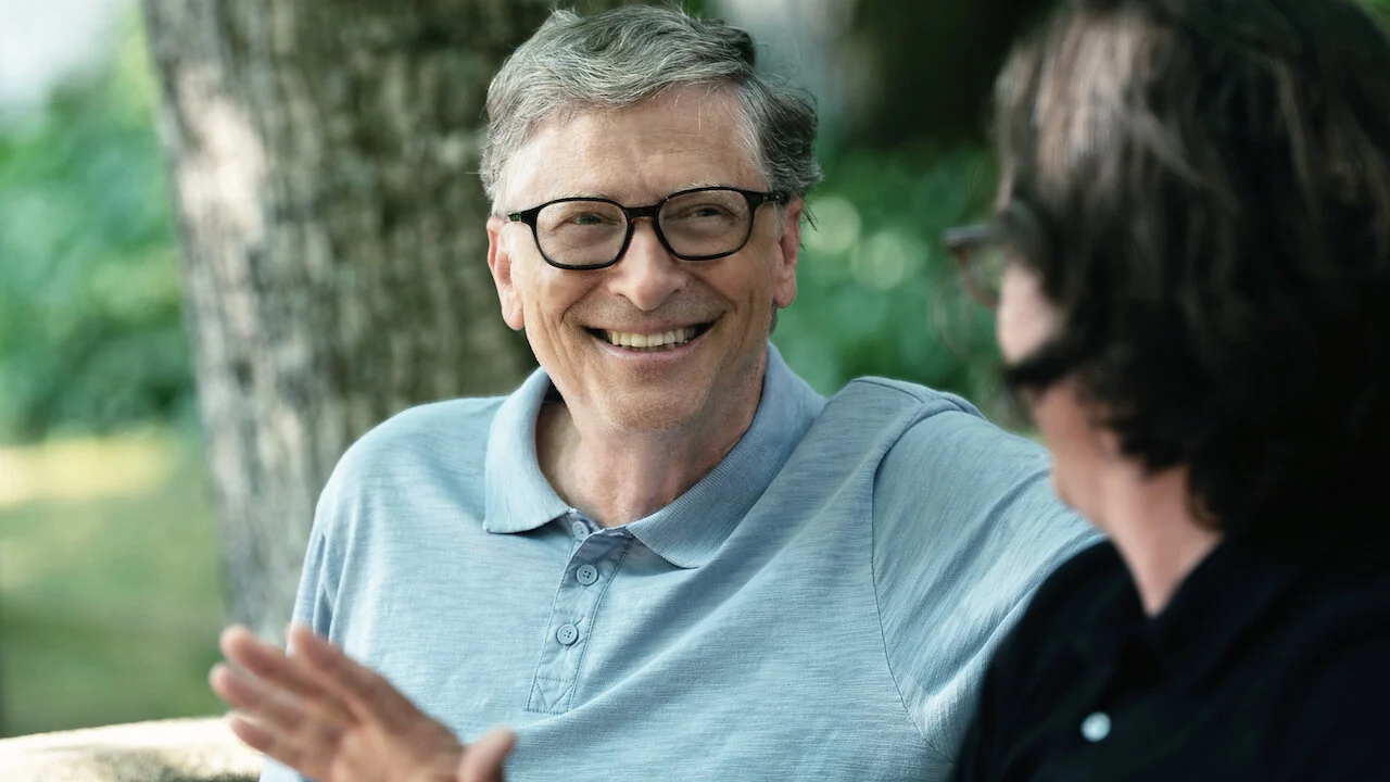 El plan de Bill Gates para cambiar el rumbo de la humanidad en su serie de Netflix