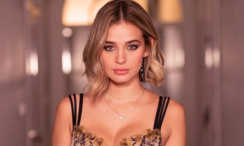 ¡Laura Escanes la lía parda! Un despiste en redes desata una tormenta de rumores sobre su ex 4 Merca2.es Laura Escanes