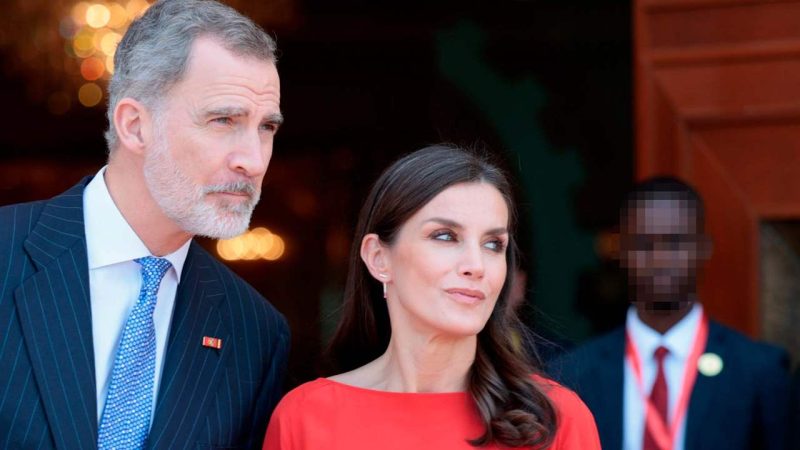 Felipe y Letizia: descanso, protocolo y estrategia
