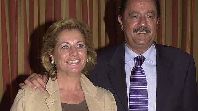 Marbella se olvida de Julián Muñoz el día de su muerte “por coherencia” 3 Merca2.es Maite Zaldívar y Julián Muñoz