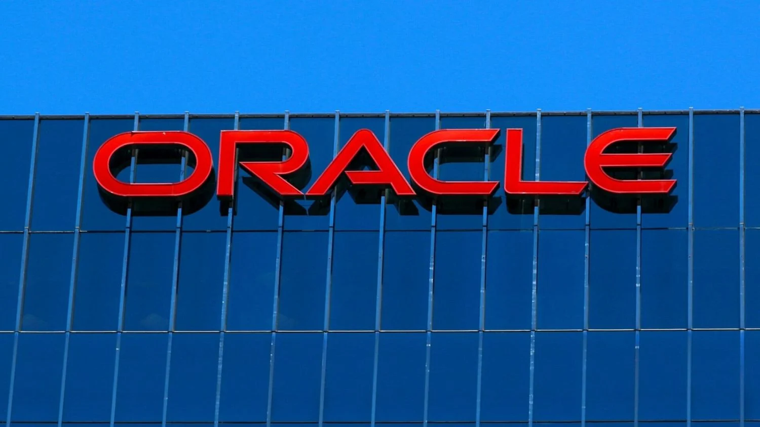 Oracle registra un aumento del 21% en sus beneficios del primer trimestre y anuncia pacto con Amazon
