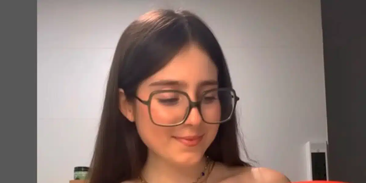 La influencer Roro llega a 'La que se avecina' 1 Merca2.es roro 3 Merca2.es