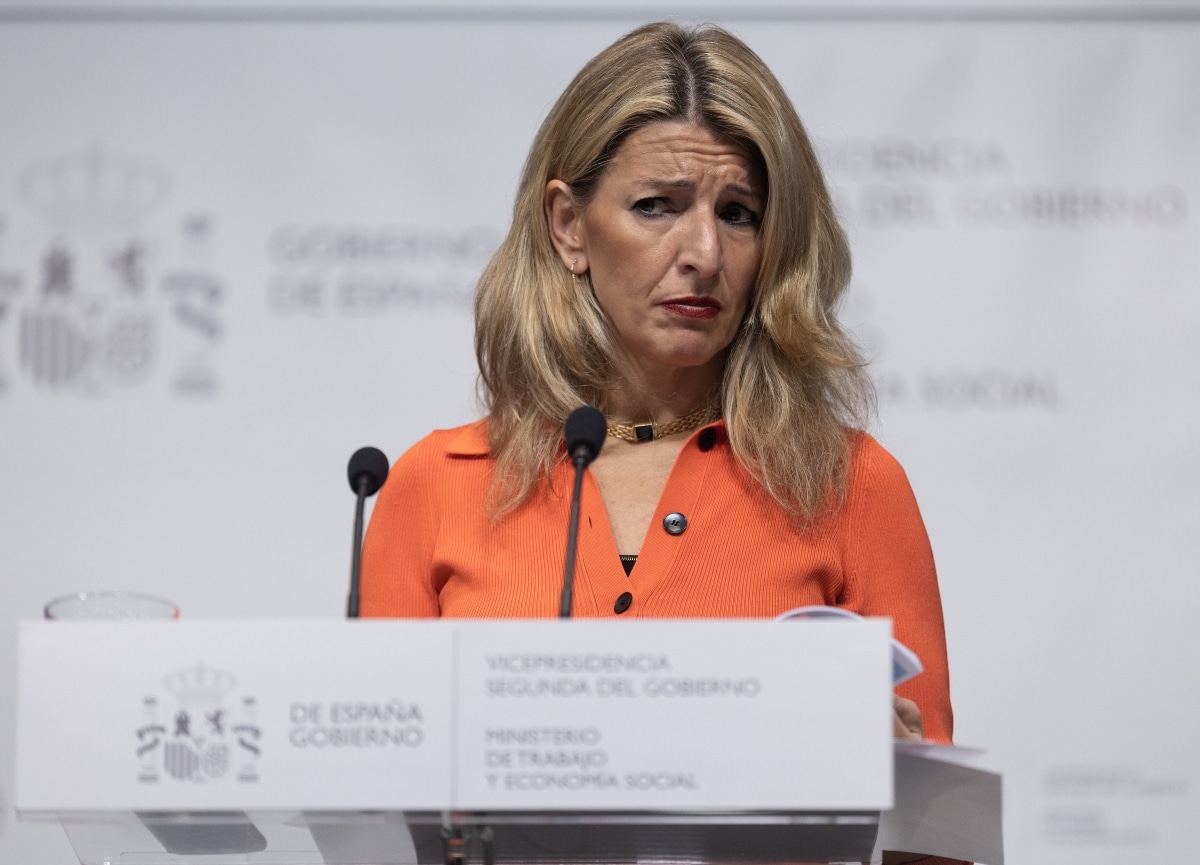 Díaz permite teletrabajar y ausentarse del trabajo a los afectados por la DANA y ofrece permisos retribuidos