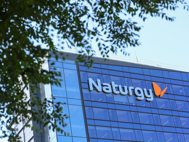 Naturgy retrasa el pago de facturas a clientes y anticipa pagos a proveedores en áreas afectadas por la DANA