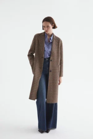 Vaqueros, faldas midi y otras prendas de Sfera que van a inundar tu armario en otoño 99 Merca2.es Abrigo handmade cuadros