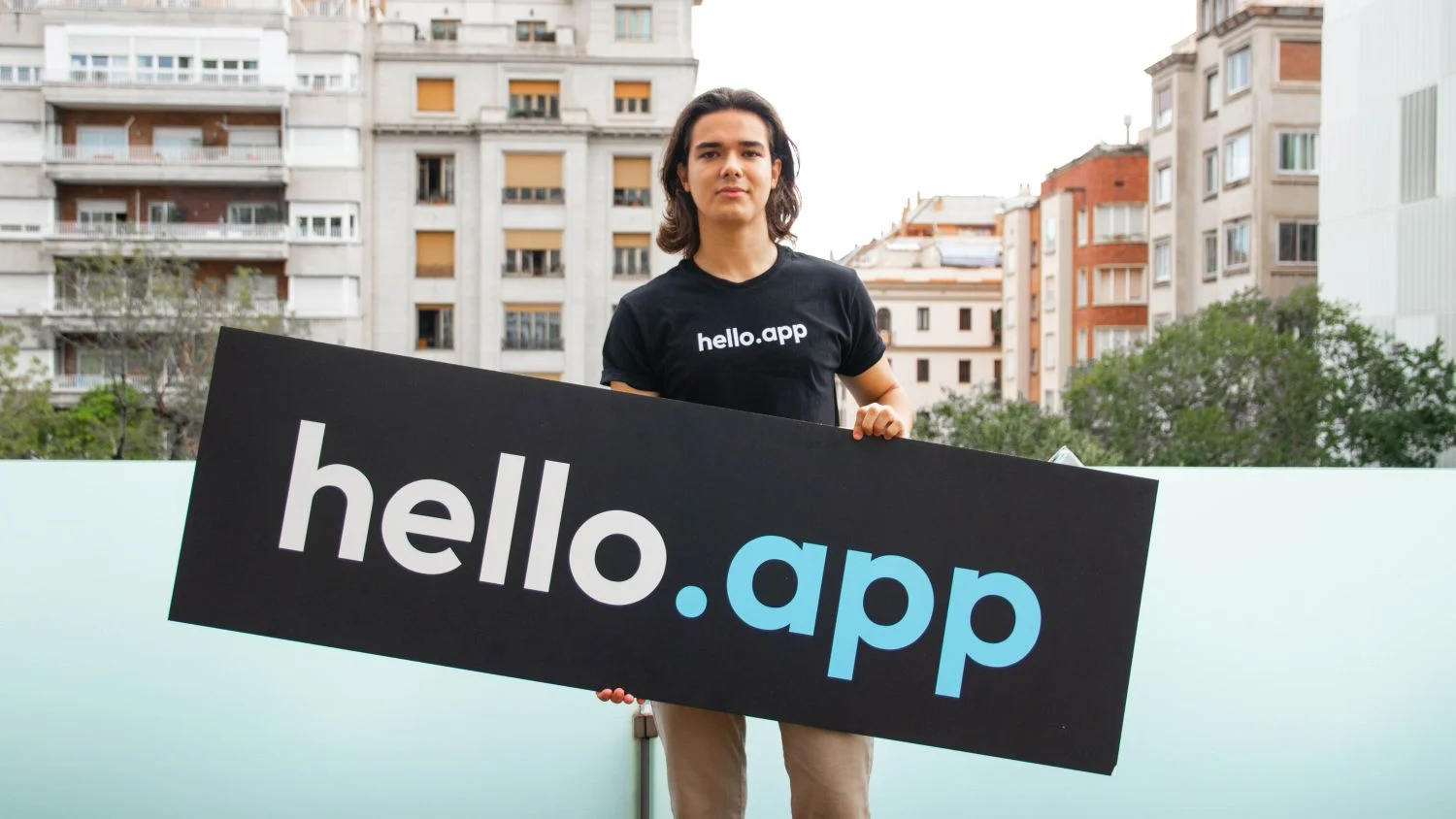 Álvaro Pintado, CEO de hello.app: «Lanzaremos la aplicación a principios de 2025 para iOS y Android»
